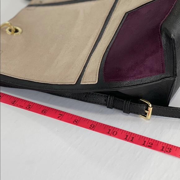 🌸HOST PICK🌸Calvin Klein Reversible leather - Picture 10 of 11